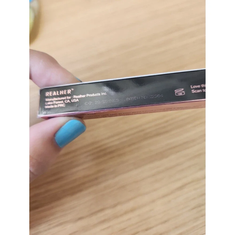 RealHer Eye Am Influential Cream Eyeshadow Stick #22364 Chocolate Matte NIB